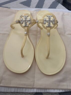 Tory Burch Miller Jelly Thong Sandals in Pale Yellow